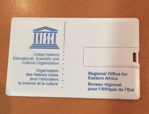 clé USB carte de visite Unesco