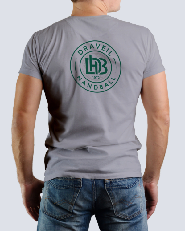 Tee shirt supporter